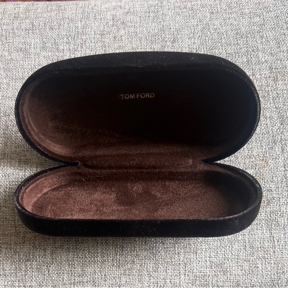 Tom Ford Hard Shell Eyewear Case Brown Velvet Good Condition - Picture 4 of 6
